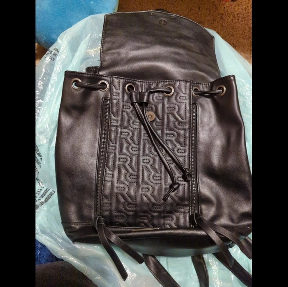 Rampage Black Shoulder Bag - Picture 2 of 7